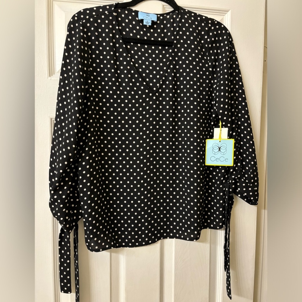 Poke-dot Blouse